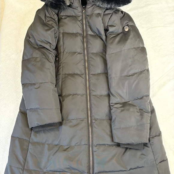 Title: Vince Camuto Black Long Puffer Coat with Faux Fur Hood – Size L - Picture 6 of 7